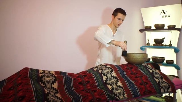 Поющие чаши как пользоваться Евгений Лама. Тибетские чаши массаж и звукотерапия.