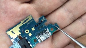 Samsung A40 не заряжается, холодная батарея | Как разобрать Samsung A40