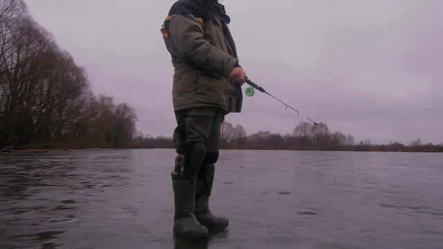 Деражичи.Рыбалка на Днепре на жерлицы.