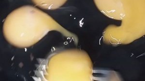 Сочная свиная отбивная на косточке. Ну очень вкусно.