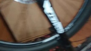 как решить проблему у велика трение диска об тормоза дисковые в этом выпуске