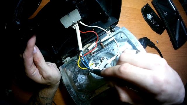 Мультипекарь REDMONT. Диагностика, ремонт, замена деталей. Часть №1. смотреть онлайн