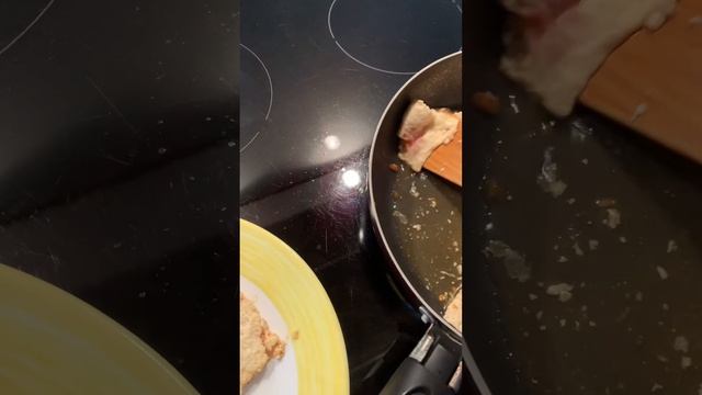Помидорки в омлетике.Очень вкусный. #еда #завтрак  #едимдома# едимвкусно #блоггер #лайфстайлблог???!