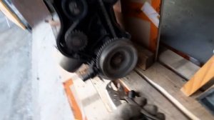 Как снять ремень ГРМ и скрутить шестерни распредвалов Ваз 2112-2110 16 клапанов объём 1.5.