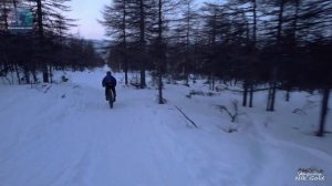 Спуск с Марчеканской сопки на Фетбайке. Магадан. Апрель 2022год