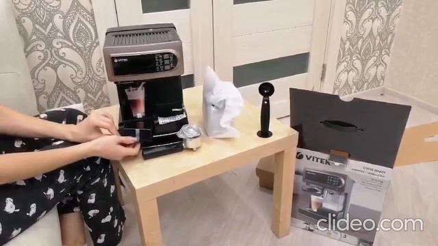 Распаковка - Кофеварка эспрессо Vitek VT-1517 BN смотреть онлайн