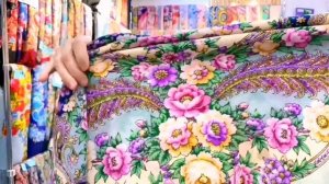 Павловопосадские платки в Минске. Светлана