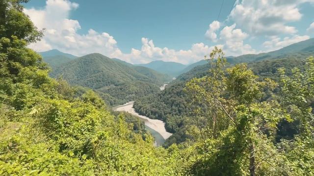 СПОНТАННОЕ ПУТЕШЕСТВИЕ ?? СОЧИ- АБХАЗИЯ ВДВОЕМ | НЕОБЫЧНОН ЖИЛЬЕ смотреть онлайн