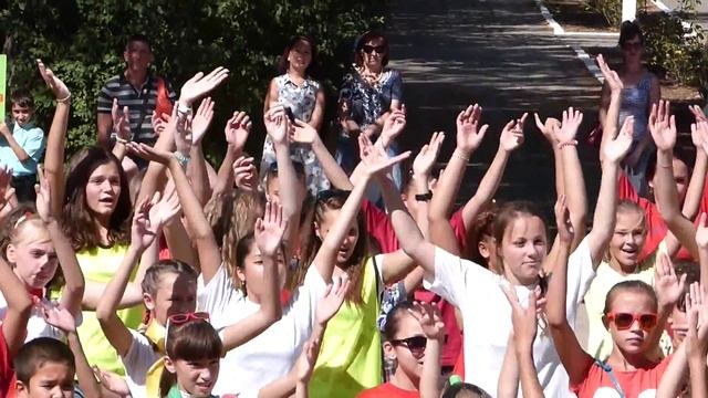 Общий флеш-моб "Колесики" смотреть онлайн