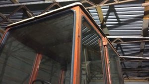 Установка ручки двери и зеркал заднего вида на большую кабину трактора ЮМЗ