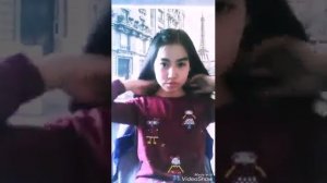 Прически в школу . Очень легкая прическа в школу с распущенными волосами.