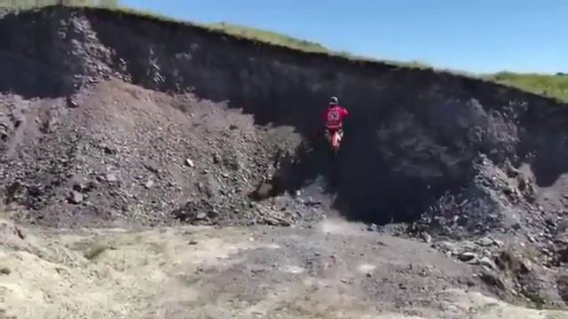 Эндуро покатухи с городскими парнями. смотреть онлайн