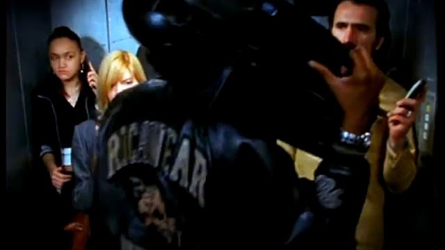 Elevator смотреть онлайн