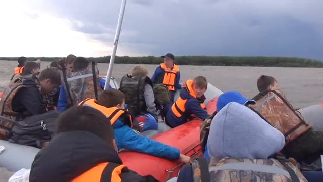 Туристический поход "Школа выживания" для воспитанников детских домов