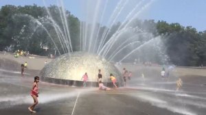 International fountain splash pad