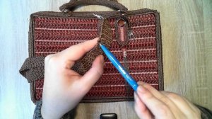 Вязание крючком и вышивка по пластиковой канве Итог 6 часть