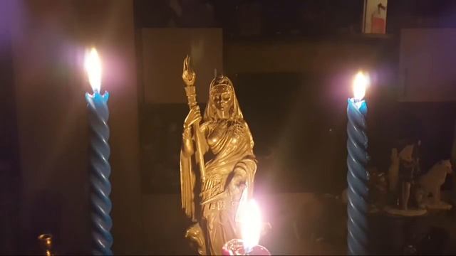 ОСТОРОЖНО ЗЛАЯ ВЕДЬМА. ВЕДЬМИНА ИЗБА. ИНГА ХОСРОЕВА.