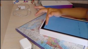 первое видео.Распаковка планшета.Lenovo tab M10 FHD PLDs...,.,