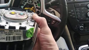 Как снять подушку, руль опель инсигния