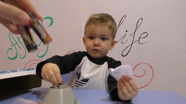 Распаковка Торнадо в бутылке! Как сделать Торнадо дома?Tornado Maker unboxing and do experiment смотреть онлайн