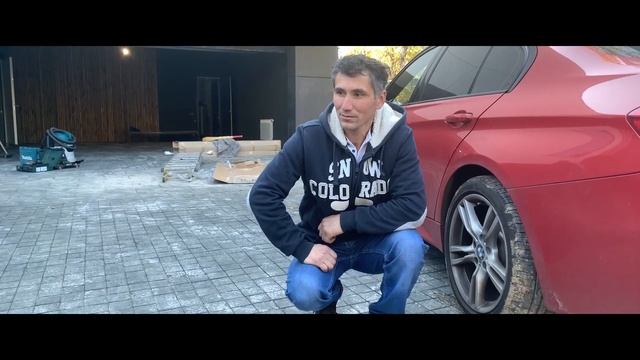 Базальтовая плита .  Уложена без клея .  Автостоянка .  Пример