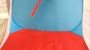 Коля хлопает в ладоши и исчезает