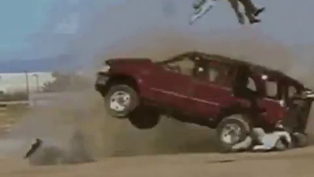 Lincoln Navigator Extreme Rollover Crash Test смотреть онлайн