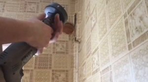 Отверстие под вытяжку в деревянном доме своими руками легко. Простой и грамотный способ.