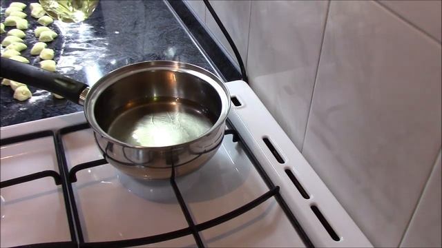 САМЫЕ БЫСТРЫЕ и ВКУСНЫЕ СЫРНИКИ за 5 минут!!! Пышные с хрустящей корочкой Творожные ПРЯЖЕНЦЫ.