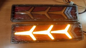 Светодиодные задние фонари на Газель и грузовики (три стрелки)