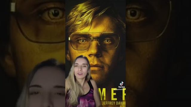 Quién eligió a EVAN PETERS como JEFFREY DAHMER?