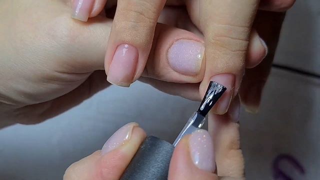 Маникюр гель лаком и молочный дизайн с блёстками.Летний маникюр 2021.Этот дизайн уже сделали Все! смотреть онлайн