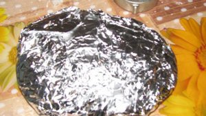 Свинина, запеченная с яблоками и черносливом