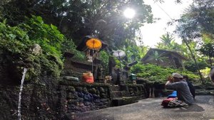 Храмы Бали - Водопад Себату