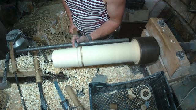 ТОЧУ КРУЖКУ ИЗ ДЕРЕВА смотреть онлайн