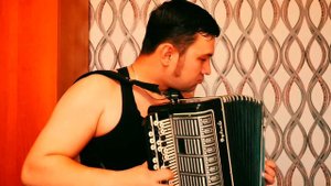 @Leningrad_top  - Мне бы в небо / на баяне