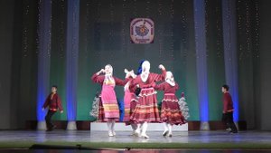 "ТАНЕЦ ВОСТОЧНЫХ МАРИ". ИСП. АНС. "ШОКТА ГАРМОНЬ, ЙОШКАР-ОЛА.