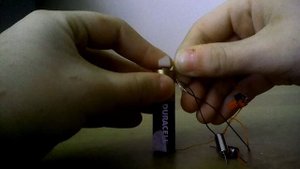 Как регулировать скорость моторчика.......