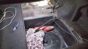 Запах бензина в салоне Ауди С4