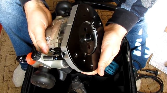 Фрезер MAKITA RT0700C(X2) Кромочный фрезер.mp4