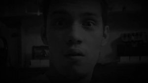 Страшные истории от Гробовщика - Кто спит рядом?