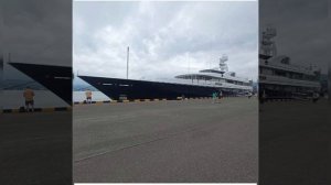 В Батуми приплыла Супер Яхта стоимостью 100 000 000 $ , кто хозяин и почему она там