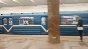 Станция метро Ленинский Проспект