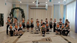 Шумовой оркестр для детей 6-7 лет "Маленькой ёлочке"