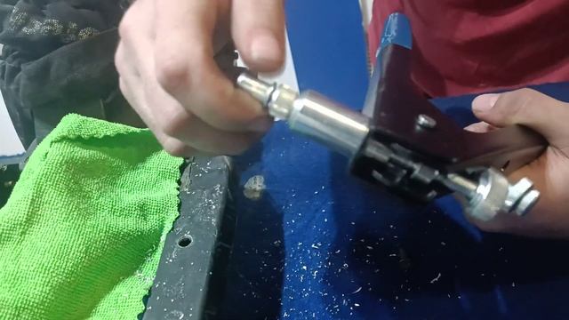 Как восстановить резьбу на деки электросамоката KUGOO G-Booster смотреть онлайн