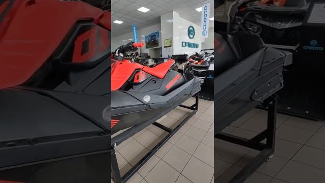 BRP Sea-Doo Spark 2-UP 90 Trixx IBR смотреть онлайн