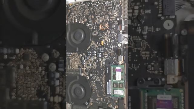 Grafikchip Umbau (Bypass) beim MacBook Pro 17" 2011 A1297 смотреть онлайн