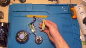 Ремонт колонки jbl. Колонка jbl не заряжается. Китайская подделка