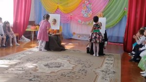 Весенний утренник.