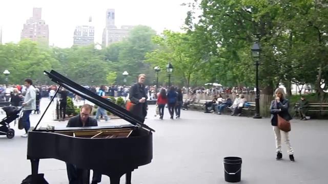 Colin Huggins, the crazy piano guy - Washington Square, New York 2012